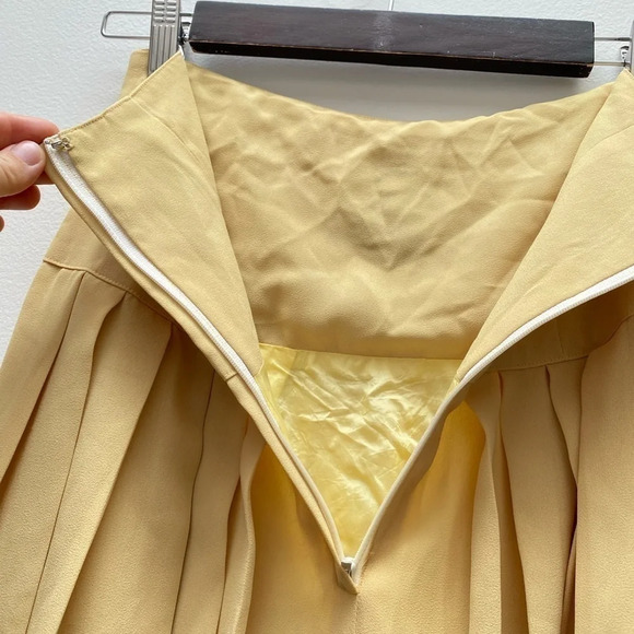 Vintage  - Yellow Pleated Maxi Skirt - Picture 6 of 8